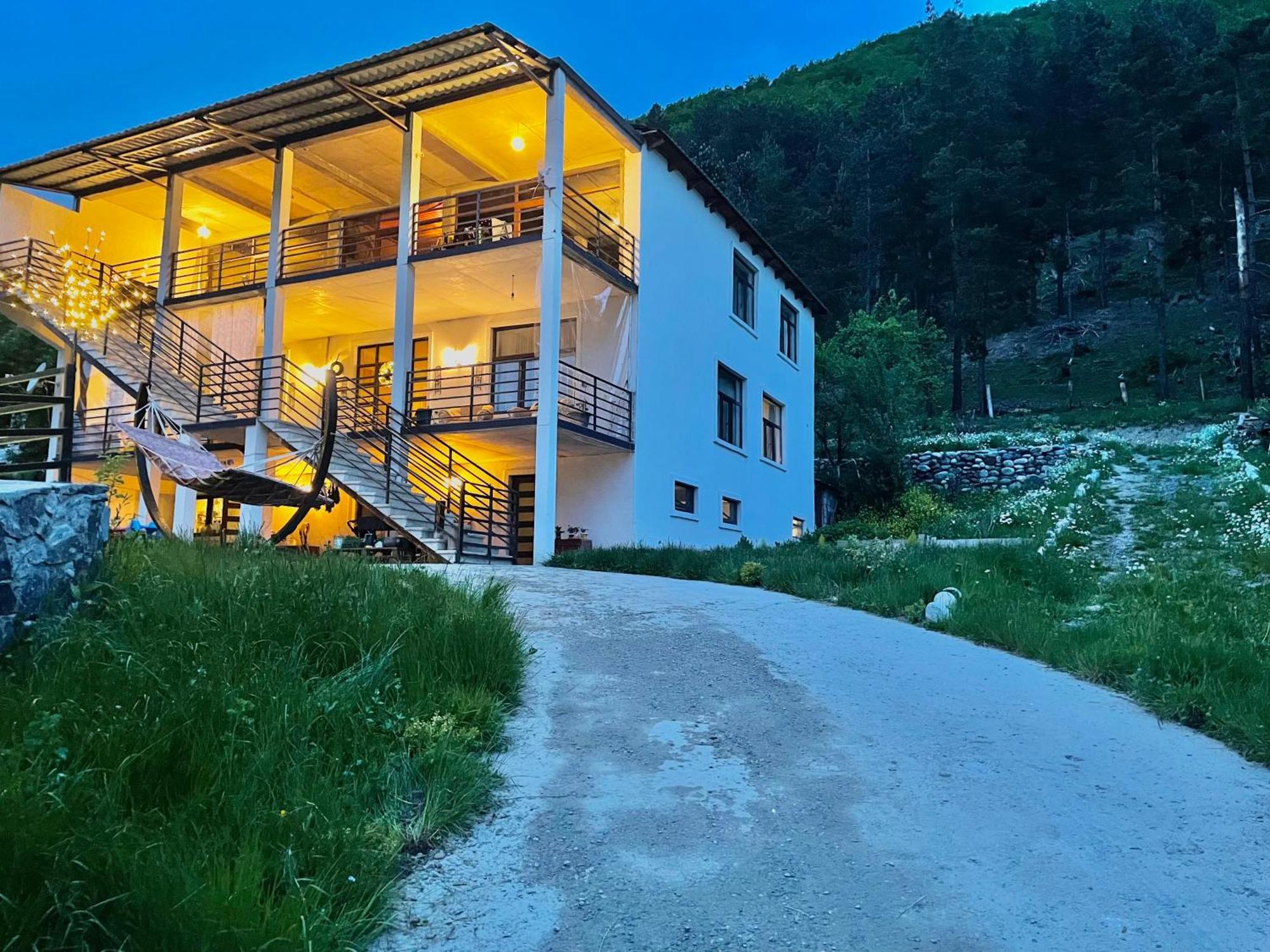 Guesthouse Shampriani Mestia Dış mekan fotoğraf